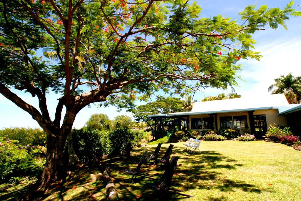 Anchorage Beach Resort Viseisei Eksteriør billede