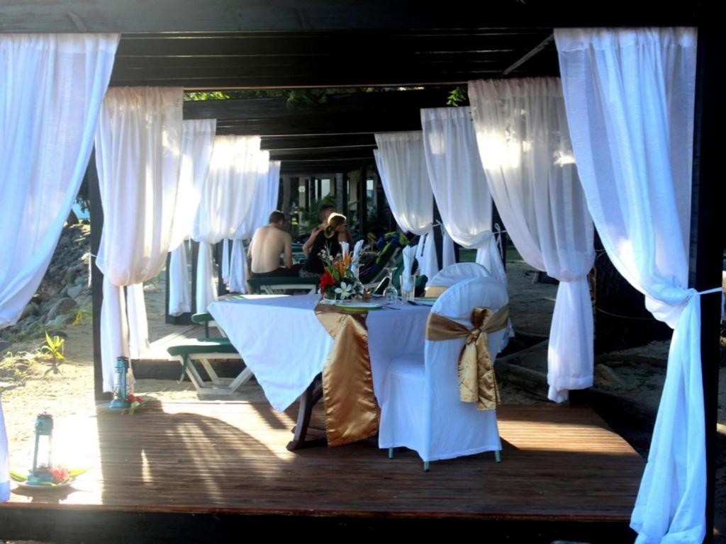 Anchorage Beach Resort Viseisei Eksteriør billede